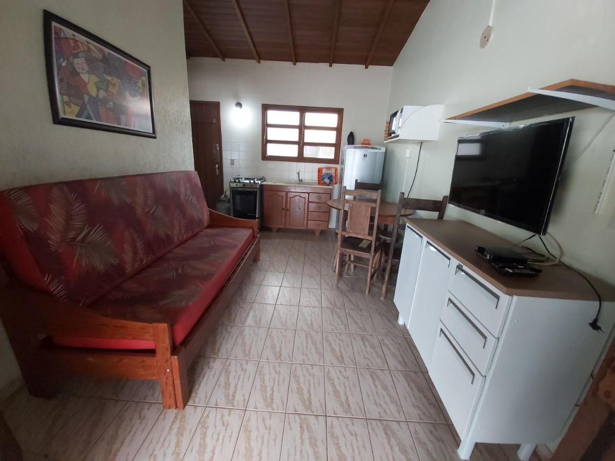 0006.02 - Maranduba - Chale - 1 Dorm - 5 Pess - 3 Quadras Do Mar - Piscina Coletiva - Wifi Villa Ubatuba Buitenkant foto